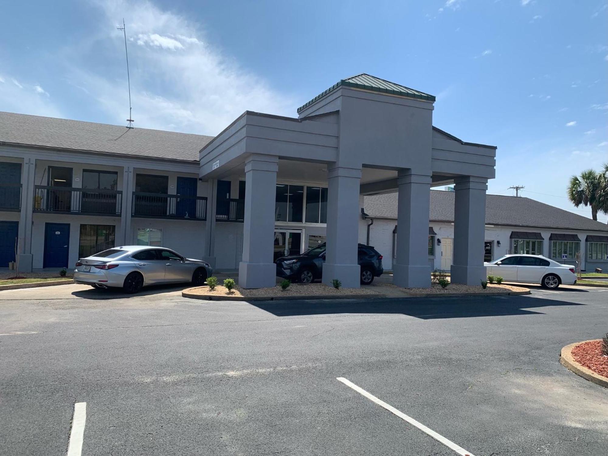 Suburban Studios Cordele Exterior photo